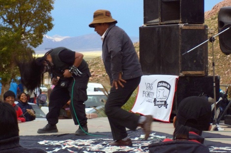 "Hoy el folclore comercial se va para la joda, y el rock está más cerca de lo que vivimos", dice el organizador.