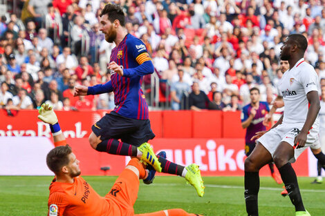 Messi adelantó el Carnaval en Barcelona