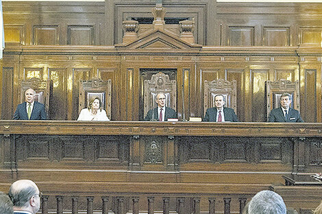 La agenda de la Corte Suprema incluye causas que preocupan al Gobierno. (Fuente: NA)