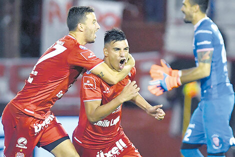 n Según Caruso Lombardi, su equipo ganó la primera de “cuatro finales”. (Fuente: Télam)