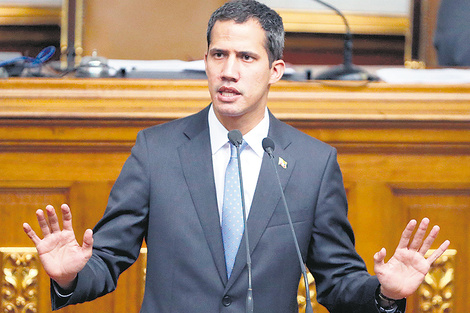 Guaidó da órdenes pero no gobierna Venezuela