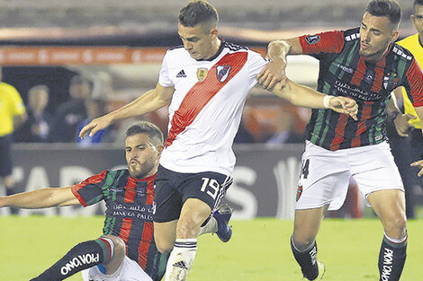 No hubo gritos de gol en un vacío Monumental