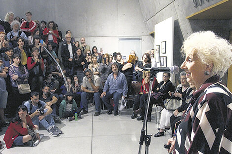 Estela de Carlotto ayer, en la inauguración en el Centro Cultural de la Cooperación. (Fuente: Leandro Teysseire)