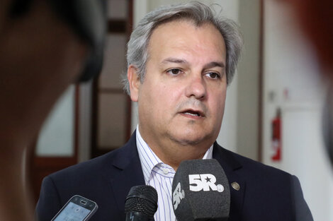 El ministro de Gobierno es el encargado de volver a convocar a los gremios.