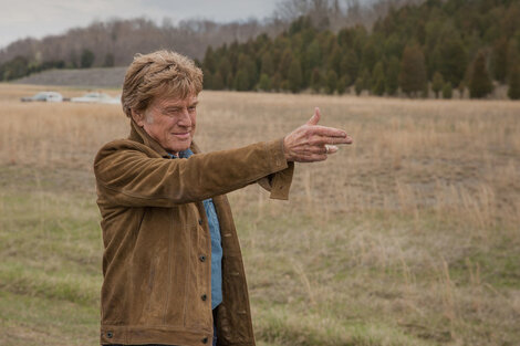 Redford, como productor también, repasa y asevera en este film su comportamiento político.