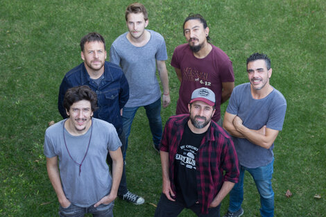 Andando Descalzo: media vida juntos