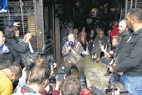 “El pueblo vino a defender lo que le pertenece”, dijo Hebe de Bonafini.