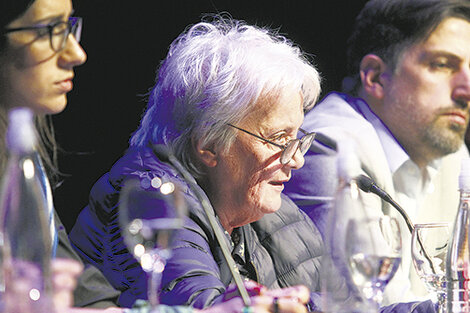 Lucía Topolansky y el rector de la UMET, Nicolás Trotta.