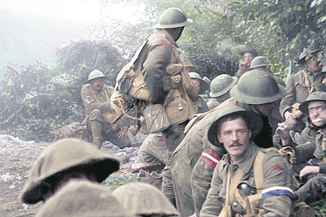 Lejos del didactismo, a Peter Jackson le interesa la paleta de sensaciones humanas ante guerra.