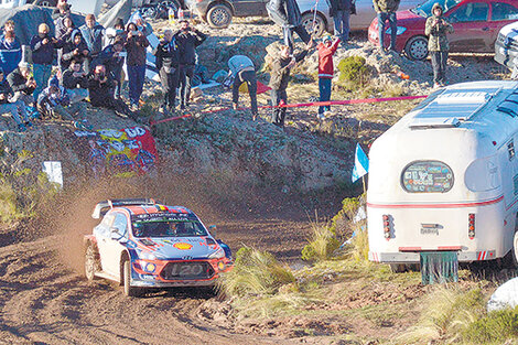 Neuville va camino a la victoria en Córdoba