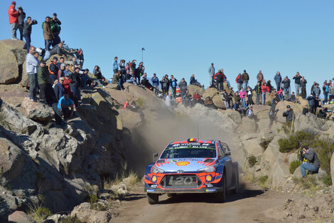 Neuville cantó victoria en Córdoba