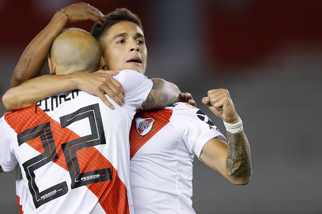 River gritó en medio del silencio