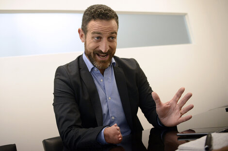 "Hace diez años que tengo en la cabeza el accionar político para ser jefe de la ciudad".