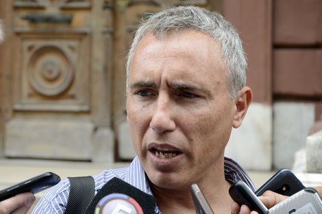 "Si no hay cambio de timón, desaparecemos", dijo Cerra.