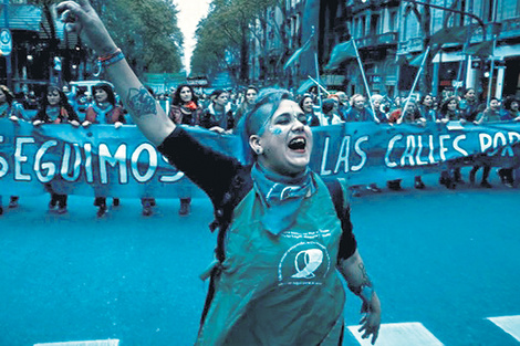 Juan Solanas muestra “la marea verde” que surgió incontenible en la pelea por la ILE.