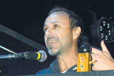 Bernasconi fue distinguido por su libro El infinito.