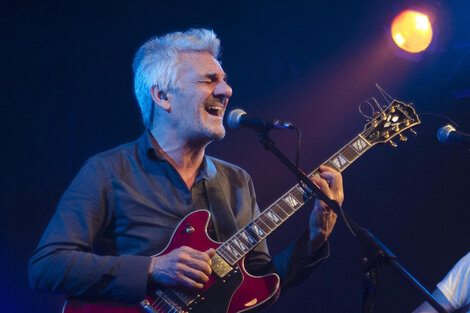 "Siempre tiene que haber una guitarra al alcance de mi mano", dice Goldín.
