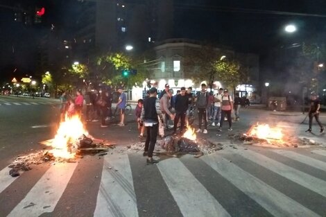 Más de una hora para una ambulancia en La Boca