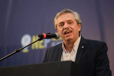 Claudio Ferreño, Víctor Santa María, Alberto Fernández y Juan Manuel Olmos durante el encuentro en Ferro.