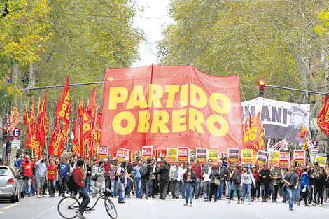 Los dirigentes del partido que integra el FIT cruzaron acusaciones y denuncias.