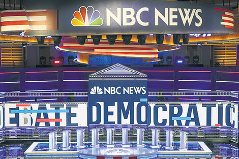 El estudio de NBC News, en Miami, donde se viene realizando el debate demócrata.