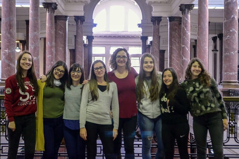 Con dirección de tres profesoras, el proyecto involucra a estudiantes secundarios. (Fuente: Camila Casero.)