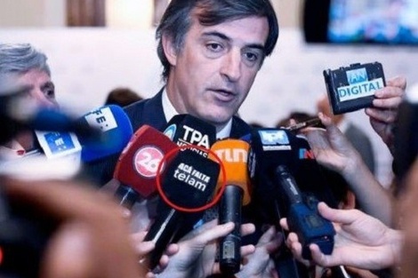 El insólito saludo de Esteban Bullrich el Día del periodista