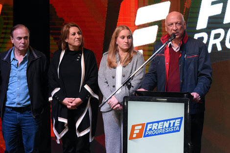 Di Polina junto a Fein y Bonfatti, del comité nacional del PS. (Fuente: Sebastián Granata)