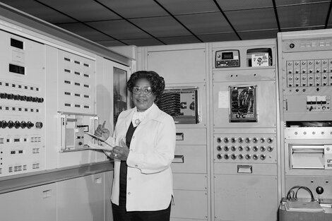 Mary Jackson, durante sus años en la NASA. 