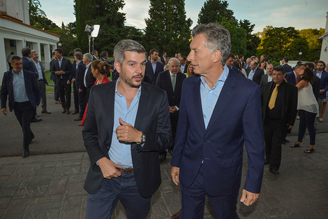 Los correos de "invitación" a la mesa judicial provenían de Peña, Macri estaba invitado.