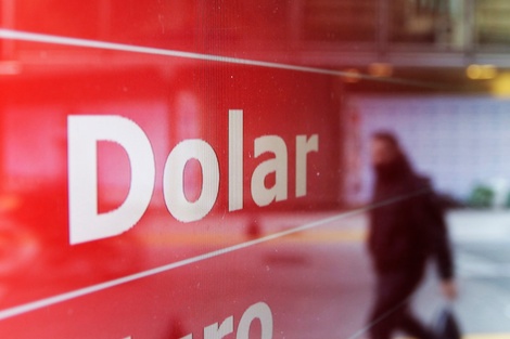 El dólar MEP se ubicó en 116 pesos, mientras que el oficial cerró a 75,64. 