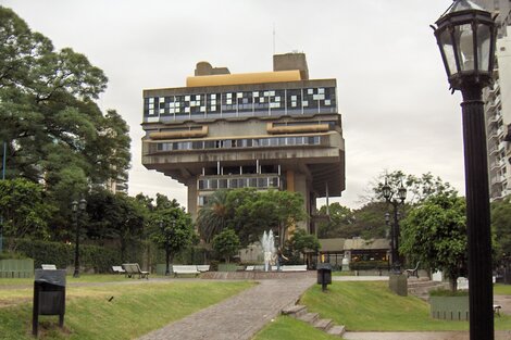 La Biblioteca Nacional necesita 300 millones 