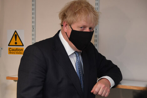 Boris Johnson apuesta a una Navidad sin coronavirus