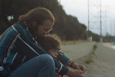 "Honey Boy" cuenta con el plus dramático de que es el propio LaBeouf quien interpreta a su padre.