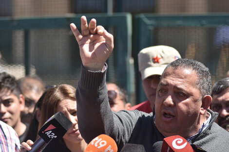 El dirigente social Luis D’Elía tiene coronavirus y permanece desde ayer internado en el sanatorio Otamendi, en el barrio porteño de Recoleta. 