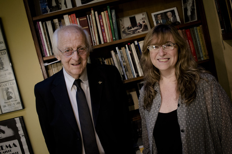 Manuel Antín y Cinthia Rajschmir, la directora del documental "Cortázar & Antín. Cartas iluminadas".