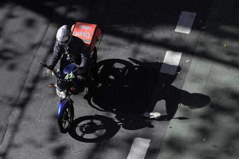 Glovo, Rappi y Pedidos Ya: de la protección social a la persecución laboral 