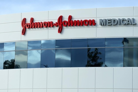 Johnson & Johnson probaría en Argentina su vacuna contra el coronavirus 