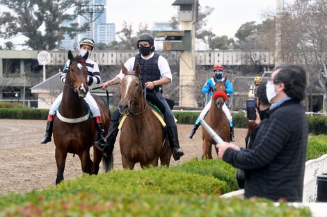 Hipódromo de Palermo: largaron las carreras sin público