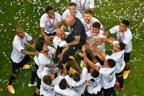 Jorge Sampaoli logró su primer título en Brasil con el Atlético Mineiro