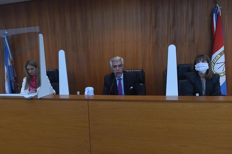 Los jueces Paula Alvarez, Héctor Núñez Cartelle y Valeria Pedrana. (Fuente: Sebastián Granata)