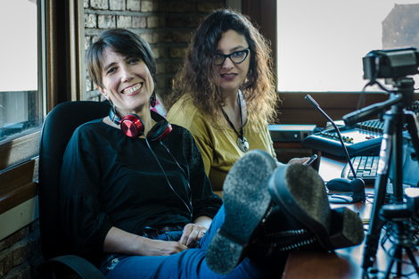 Loreley Flores y Ale Buttiche cumplen el sueño de hacer una radio como desean el mundo (Fuente: Gentileza María Celeste Catraro)