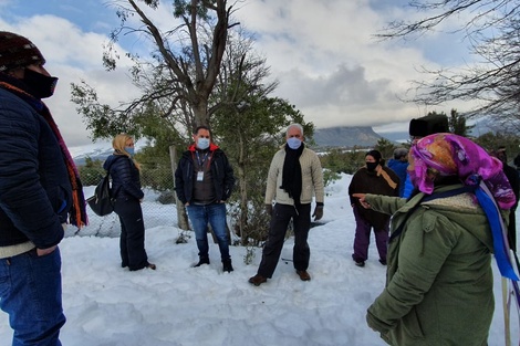 "Establecimos una mecánica de negociación" con las comunidades mapuche, dijo el secretario de Articulación Federal de la Seguridad, Gabriel Fuks, luego de una reunión que mantuvieron funcionarios nacionales en la lof Lafken Winkul Mapu de Villa Mascardi.