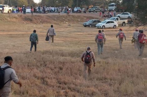 Marcha por policías detenidos impidió el paso a trabajadores rurales