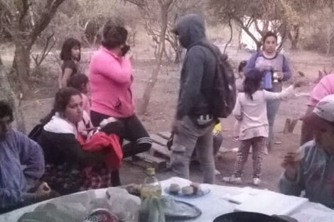 Unas 800 familias mantienen la toma en Joaquín V. González