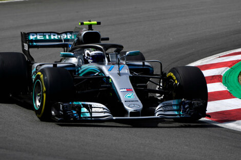 Valtteri Bottas, gira en Silverstone. (Fuente: AFP)