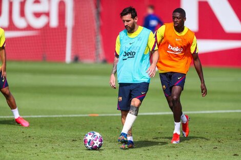 Messi se entrenó con un vendaje tras el patadón del sábado