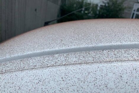 Nieve de chocolate en un pueblo de Suiza  