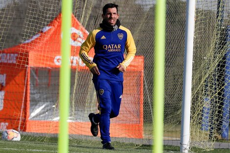 Boca se encierra entre controles y polémicas