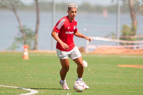 La FIFA falló a favor de Huracán en el caso Sarrafiore